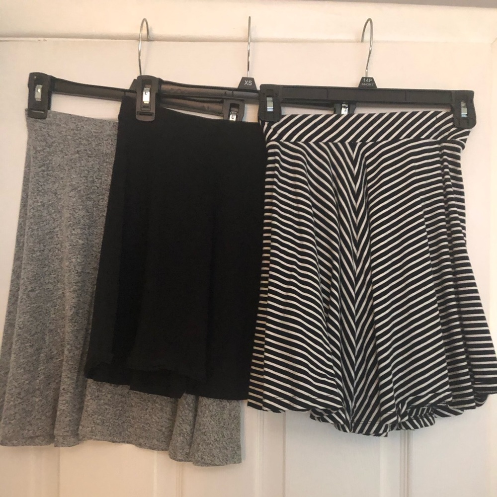 Juniors Skirts